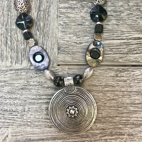 Tribal Medallion Pendant ~ Beaded Necklace - Picture 6 of 8